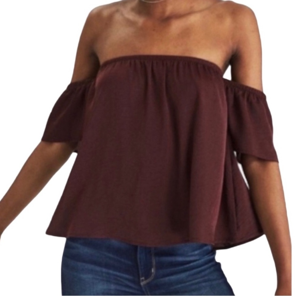 American Eagle top XS
